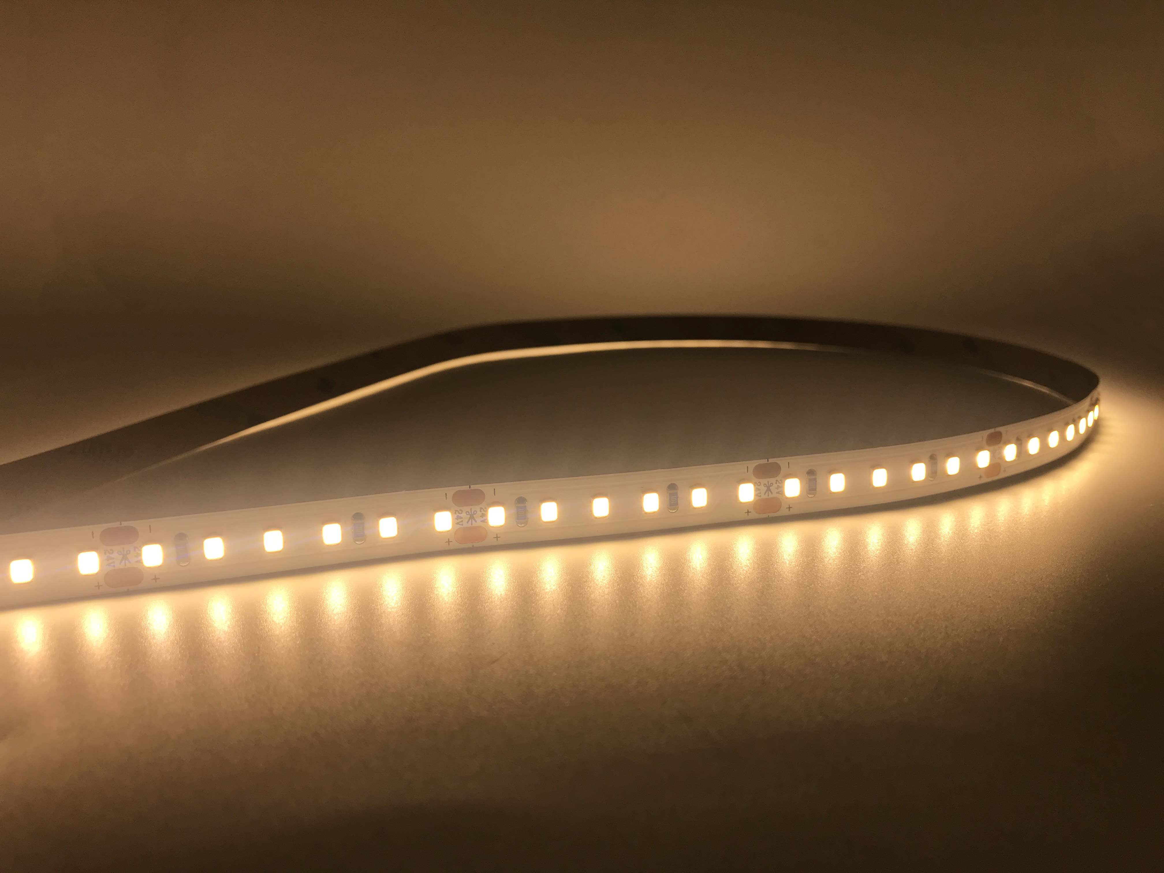 SMD2216单色LED灯带