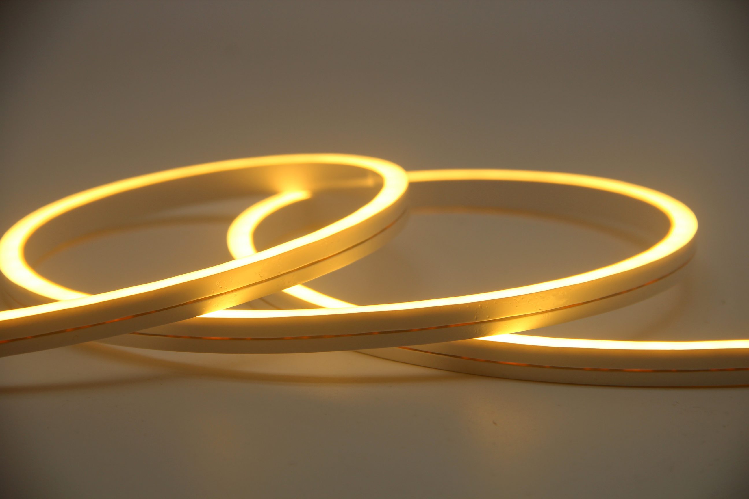 拒绝低价内耗！JBOAN金博安一体挤出技术赋能LED洗墙灯工厂突围