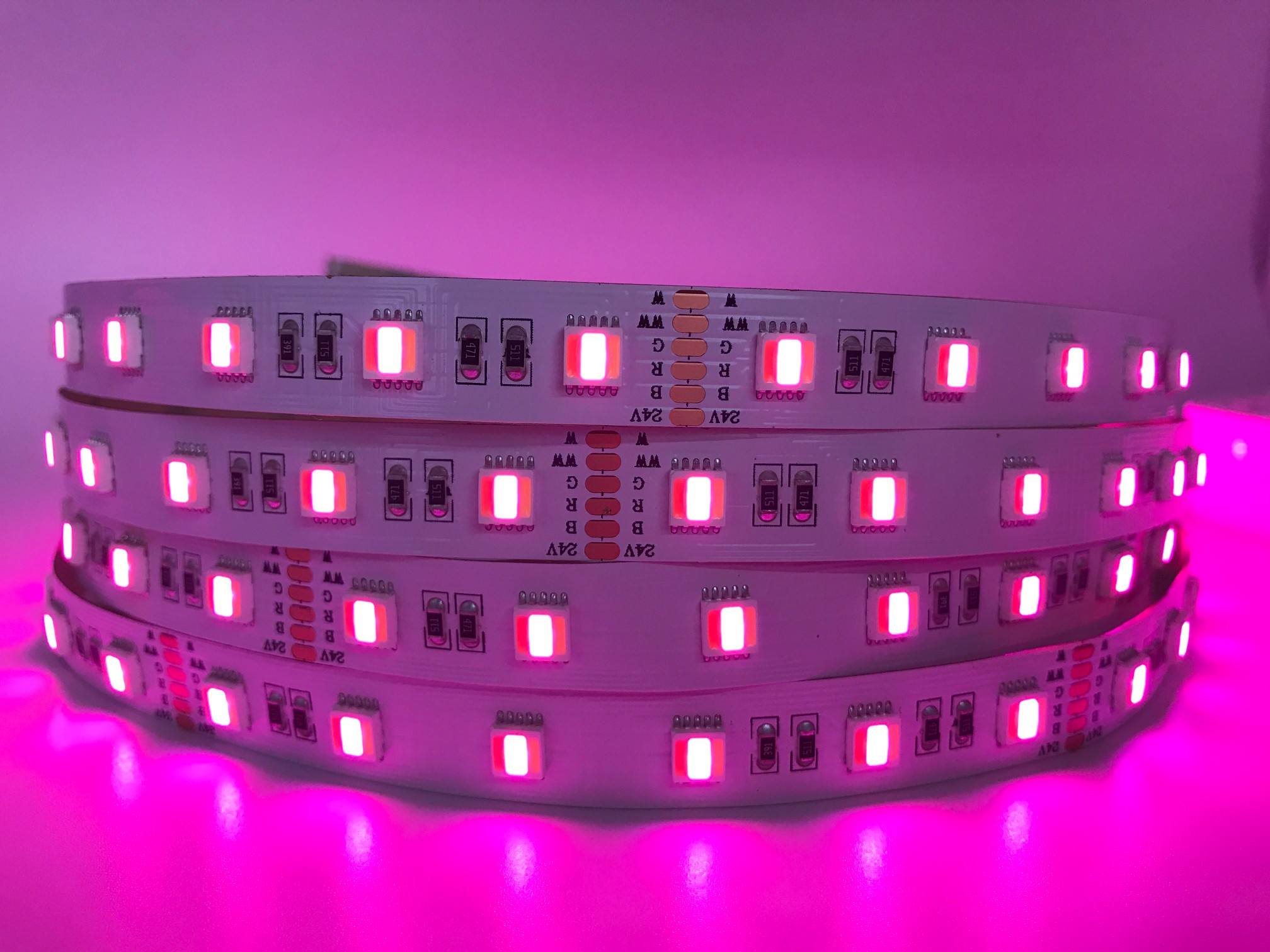 RGB+CCT五合一LED灯带