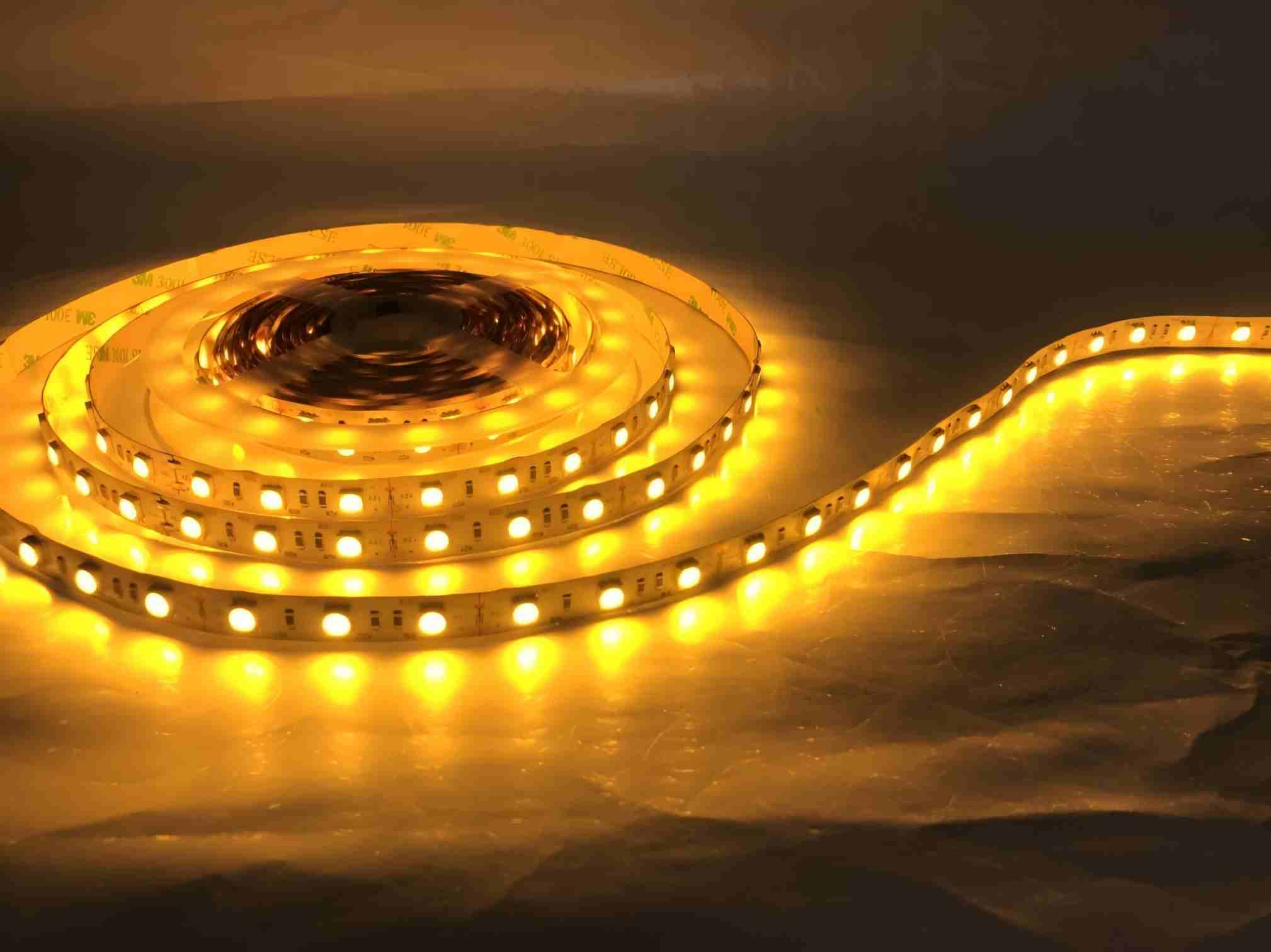 SMD5050 金黄光LED灯带