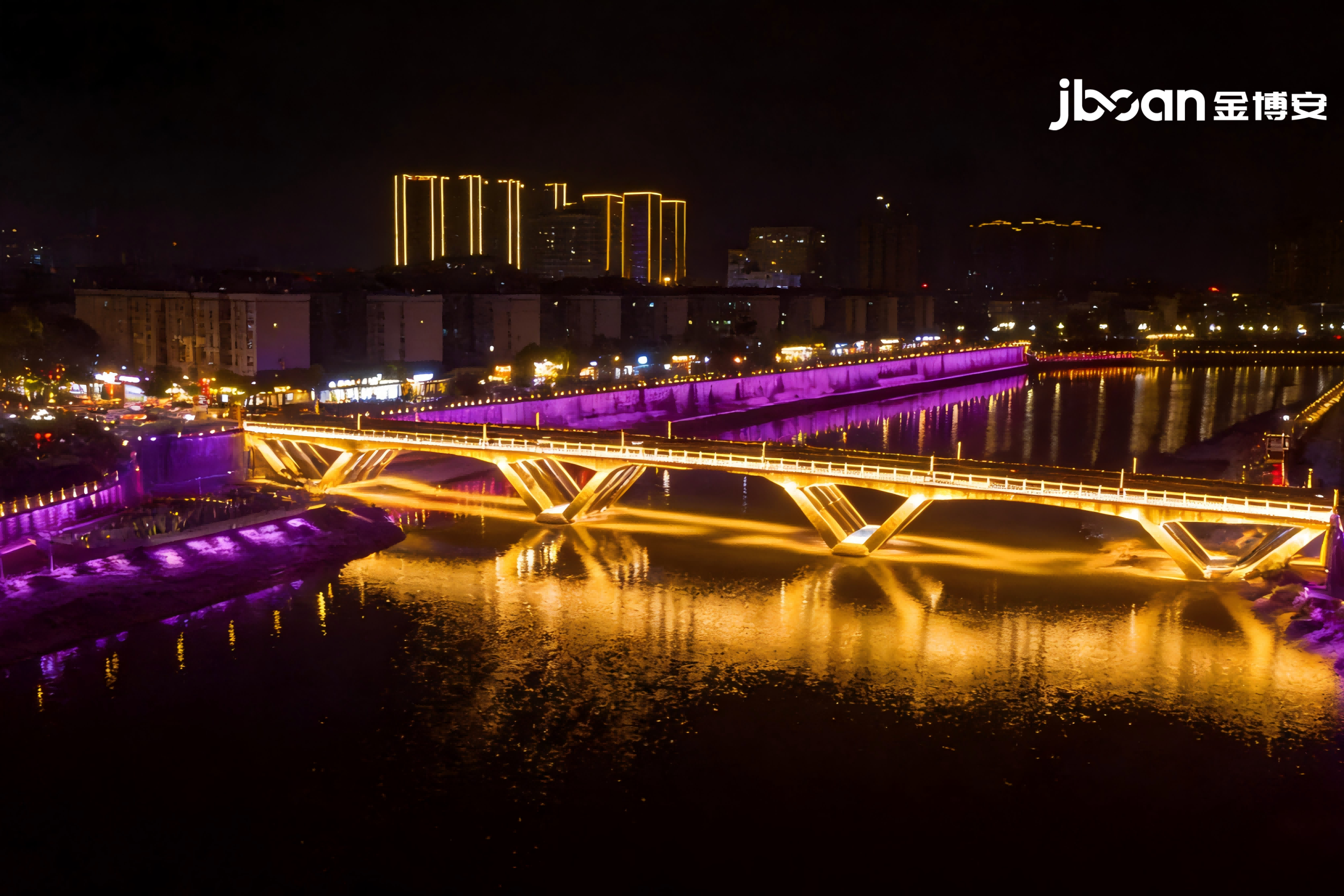 一河两岸夜景亮化升级:RGBWA 五色光源洗墙灯应用方案(图3) 一河两岸夜景亮化升级:RGBWA 五色光源洗墙灯应用方案(图3)