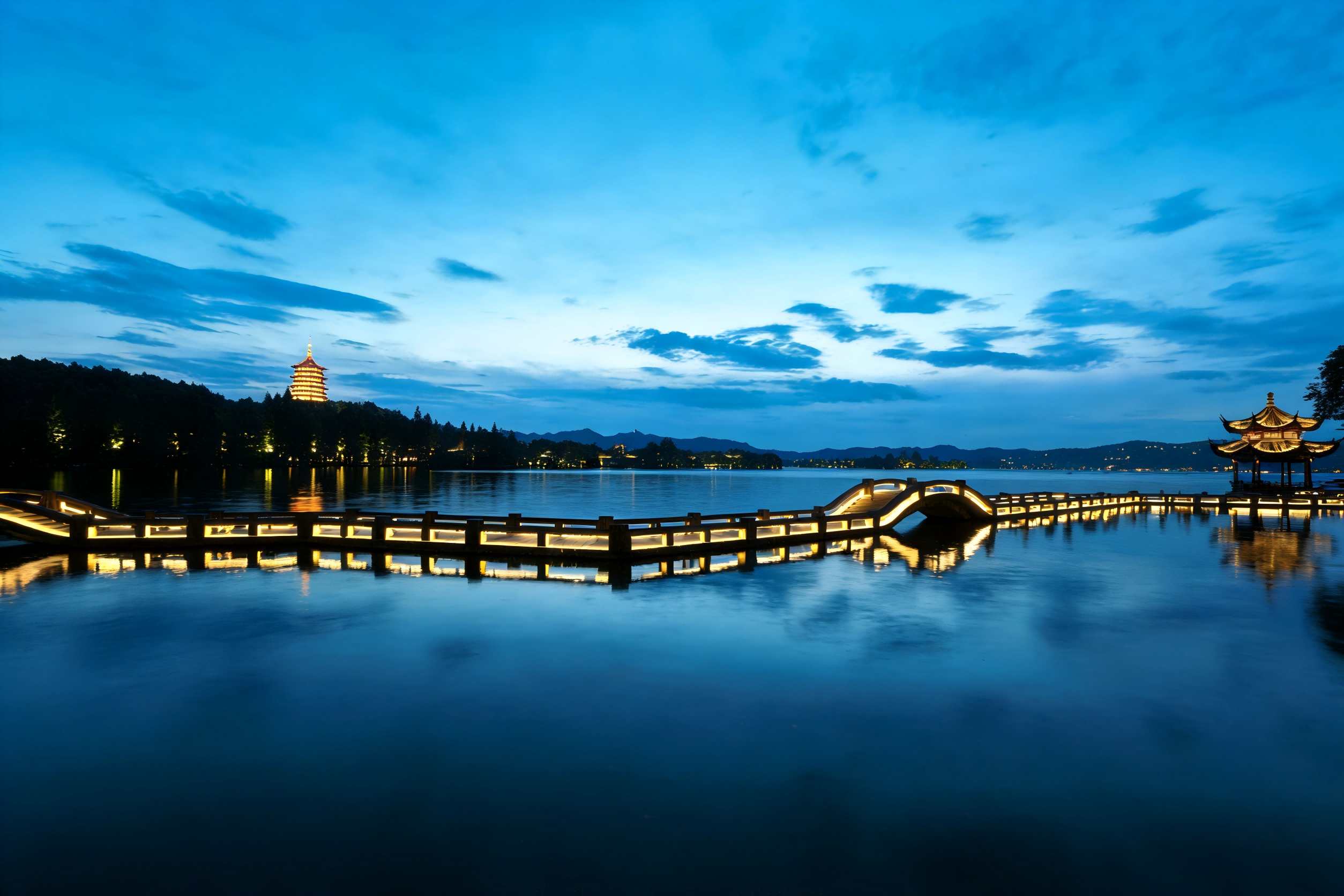 JBOAN金博安IP68级防水霓虹灯点亮西湖廊桥(图5)