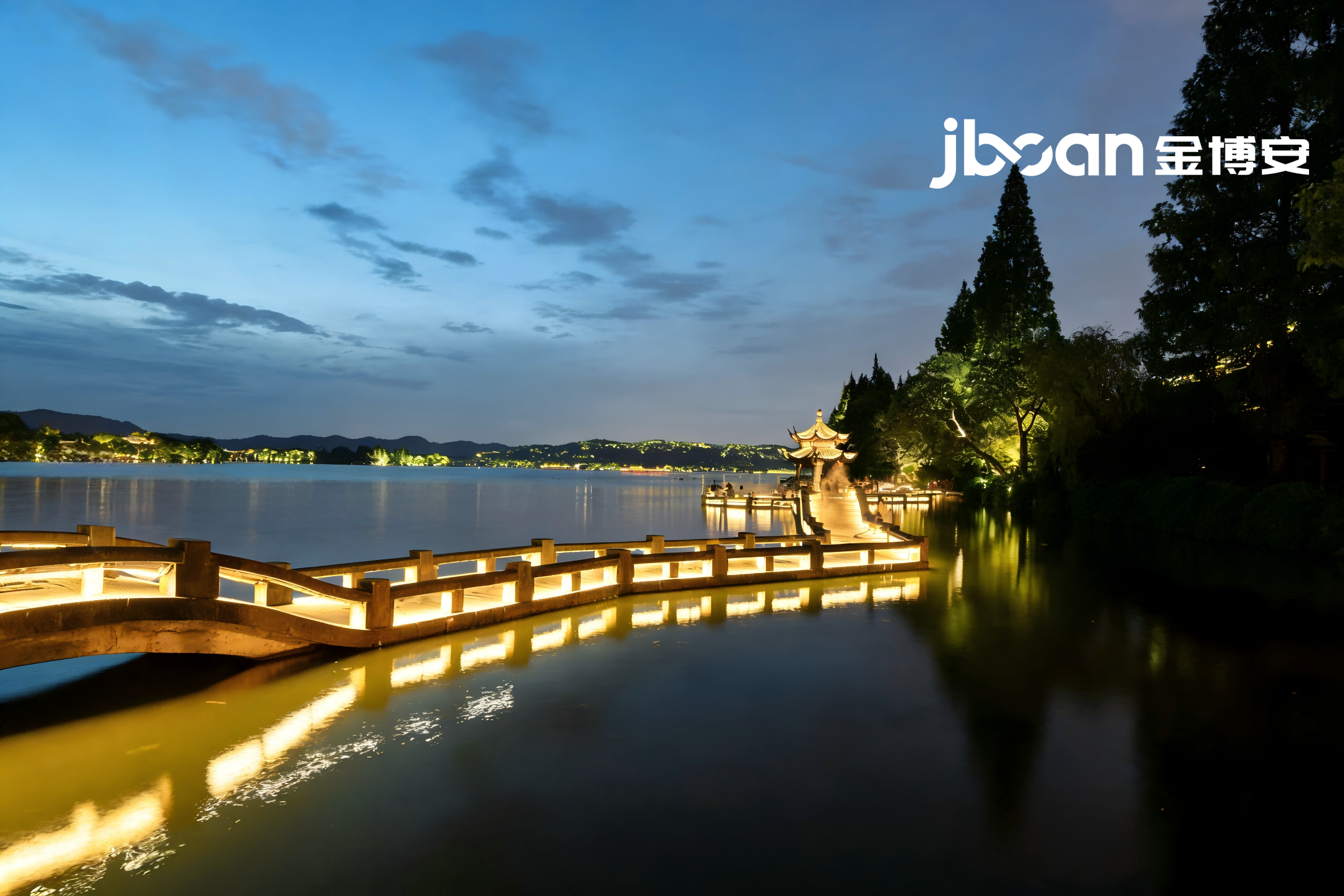 ​JBOAN金博安：IP68级柔性霓虹+3000K暖光，点亮西湖廊桥诗意夜景(图4)