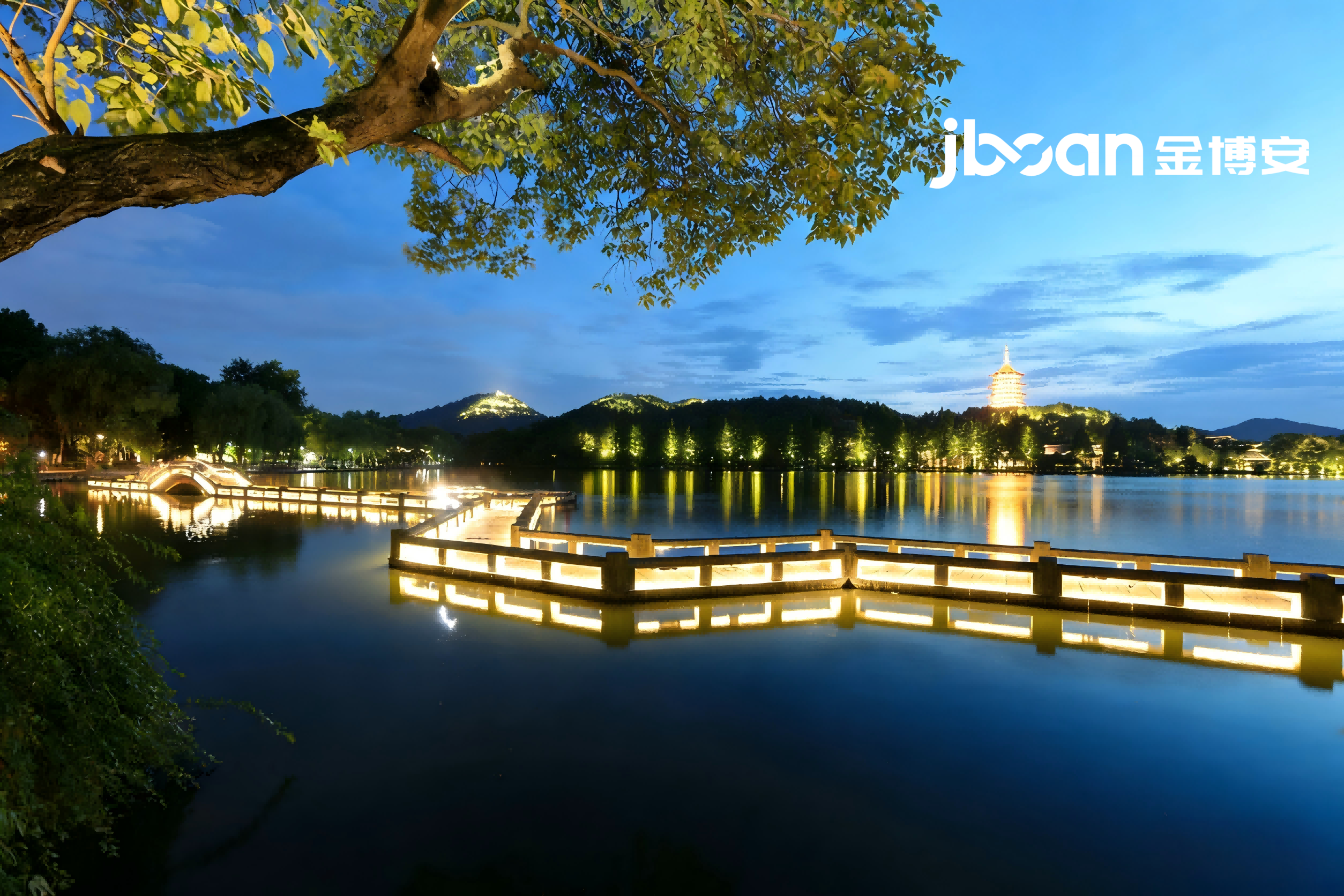 ​JBOAN金博安：IP68级柔性霓虹+3000K暖光，点亮西湖廊桥诗意夜景(图3)