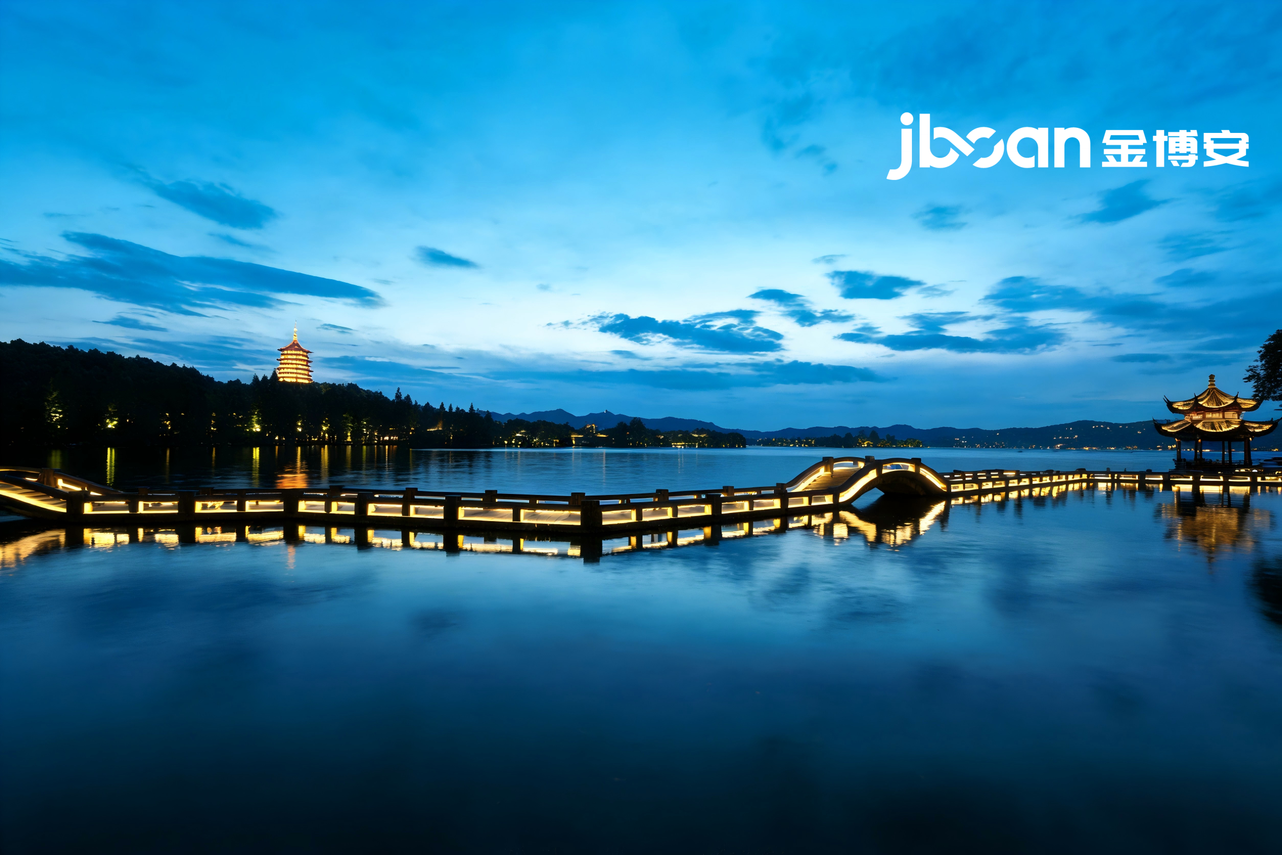 ​JBOAN金博安：IP68级柔性霓虹+3000K暖光，点亮西湖廊桥诗意夜景(图1)