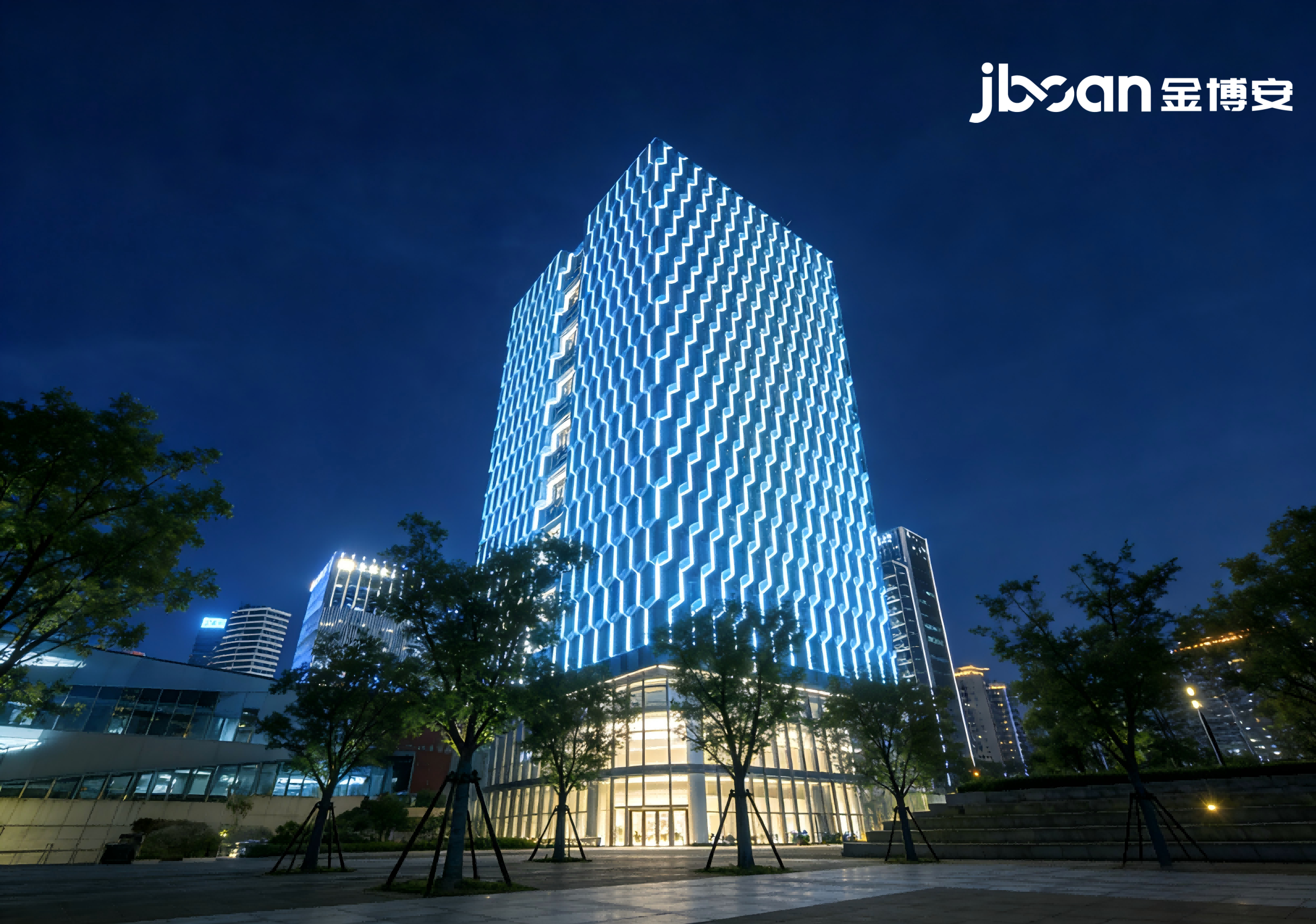 JBOAN金博安LED柔性霓虹灯RGBW 商务大厦案例(图4) JBOAN金博安LED柔性霓虹灯RGBW 商务大厦案例(图4)