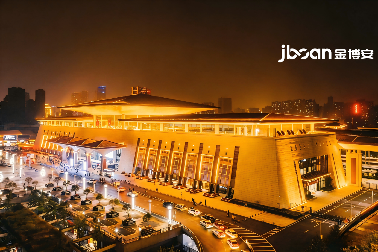 金博安3000K暖光洗墙灯,焕新武昌火车站外墙夜景地标(图2) 金博安3000K暖光洗墙灯,焕新武昌火车站外墙夜景地标(图2)