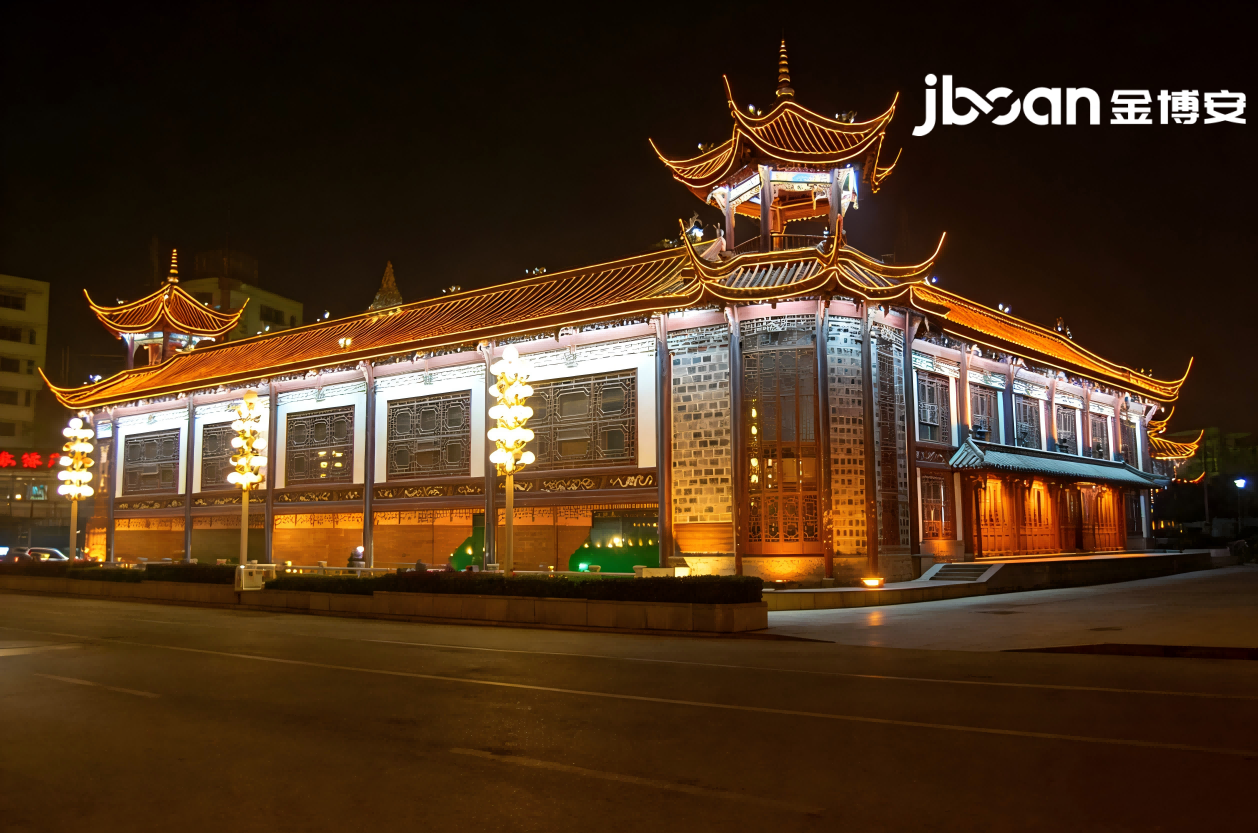 霓虹映岷江，灯火暖夜市｜JBOAN金博安点亮都江堰城西夜经济(图5)