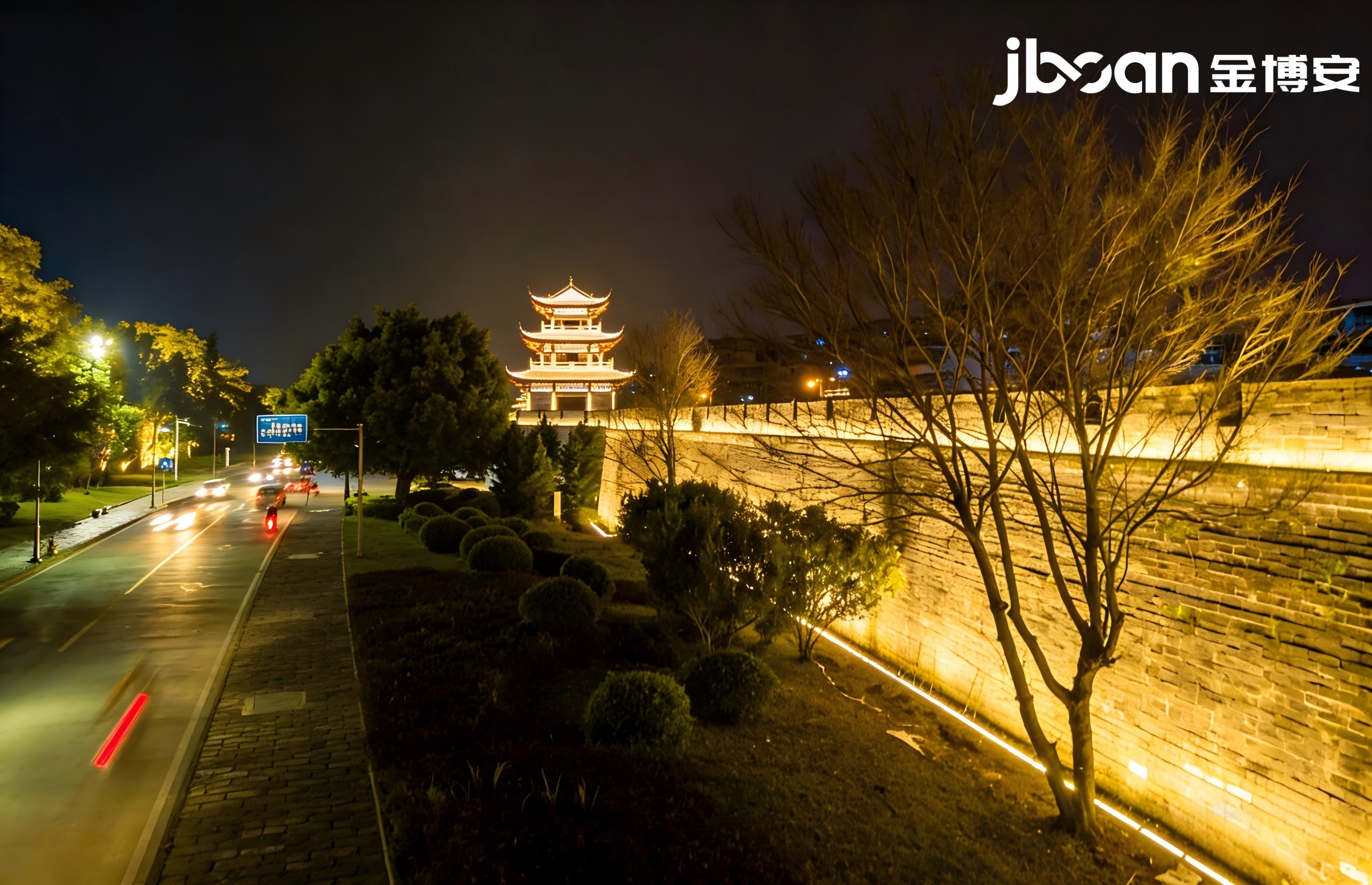 暖光筑潮魂，灯耀古城墙｜JBOAN金博安焕亮潮州牌坊街城楼夜景(图4)