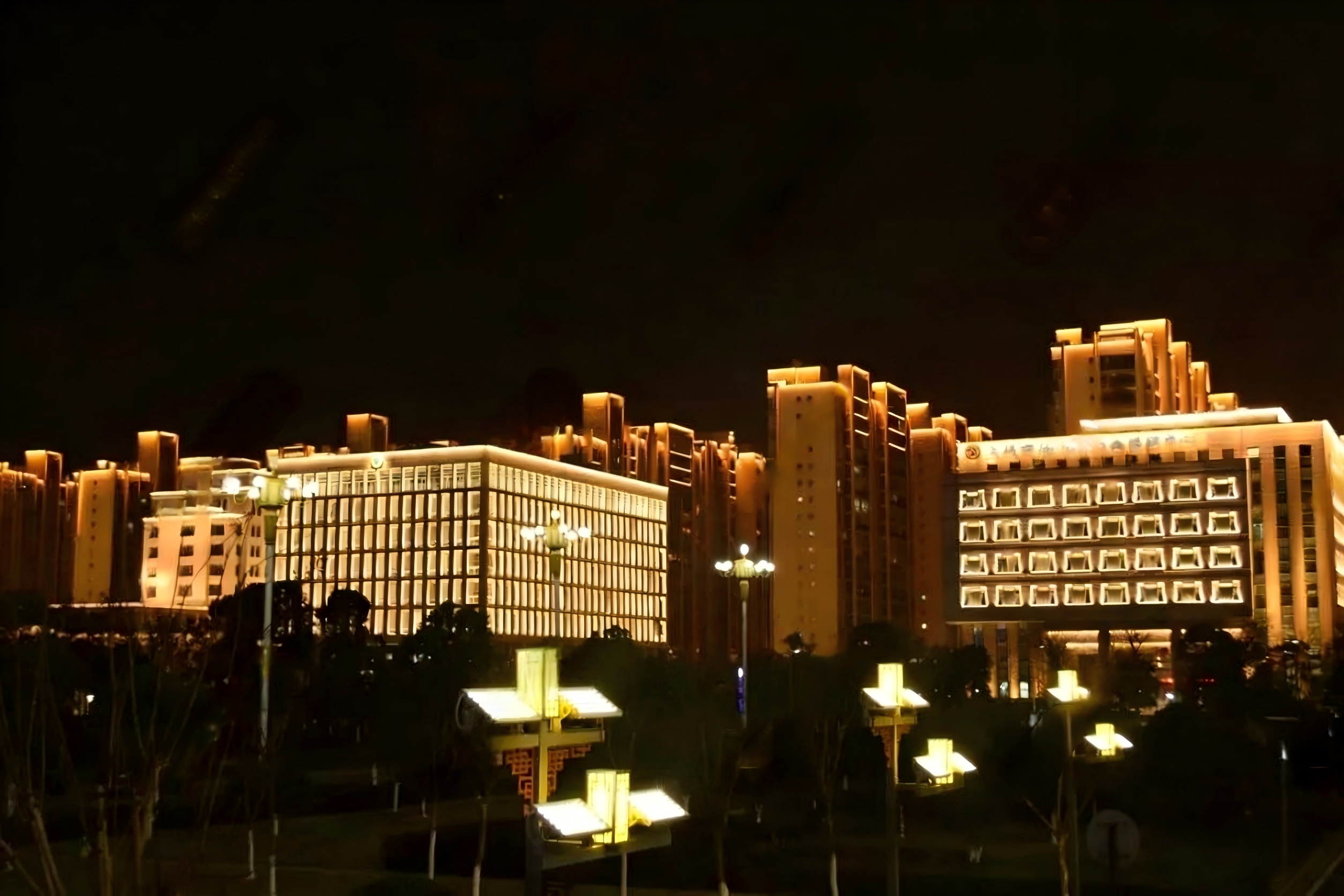 JBOAN金博安|暖光筑城,点亮上饶中心城区夜景新貌(图3) JBOAN金博安|暖光筑城,点亮上饶中心城区夜景新貌(图3)