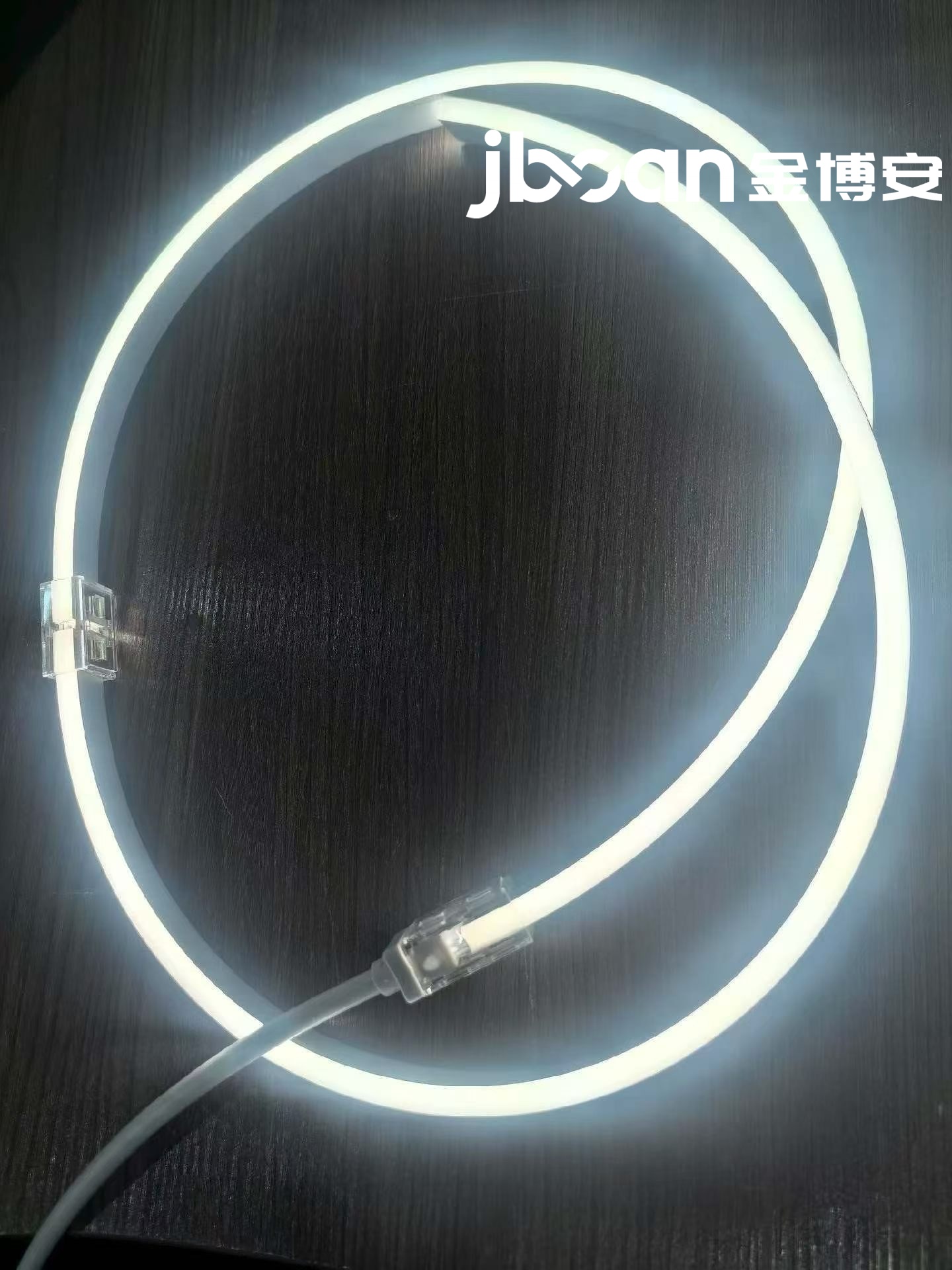 JBOAN 专用对接头 攻克长距离幕墙亮化 无缝拼接告别暗区断层(图3) JBOAN 专用对接头 攻克长距离幕墙亮化 无缝拼接告别暗区断层(图3)